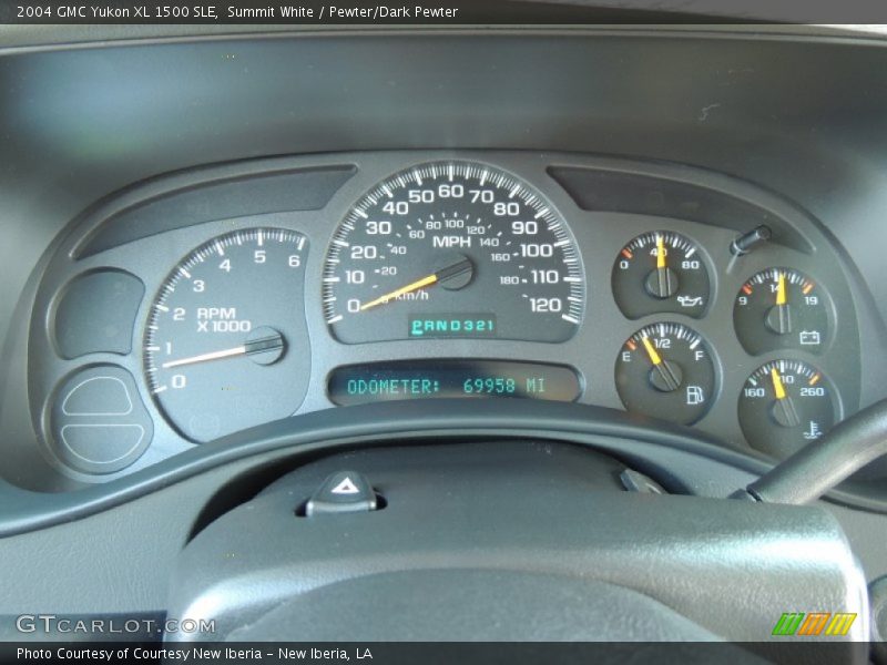 Summit White / Pewter/Dark Pewter 2004 GMC Yukon XL 1500 SLE