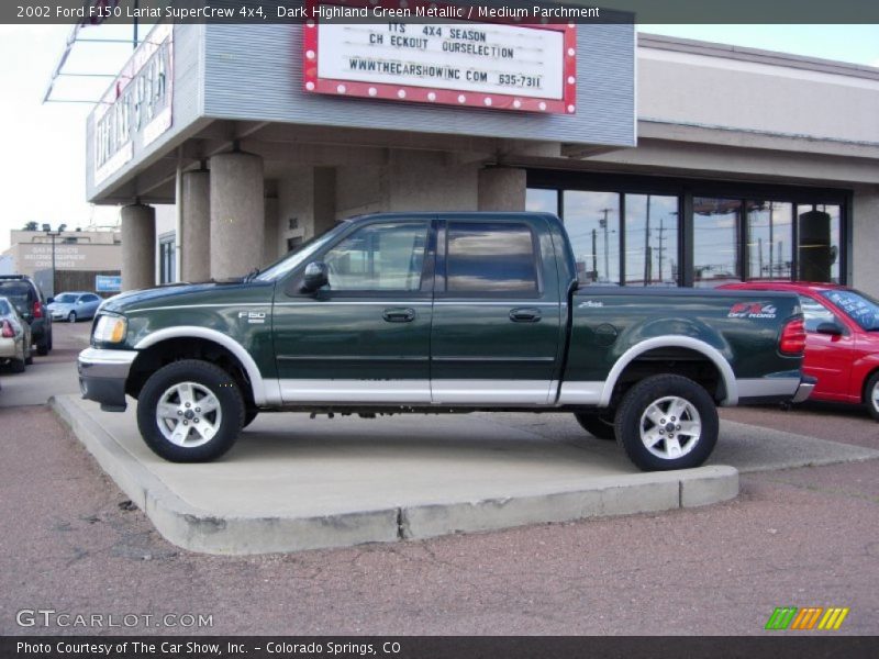 Dark Highland Green Metallic / Medium Parchment 2002 Ford F150 Lariat SuperCrew 4x4