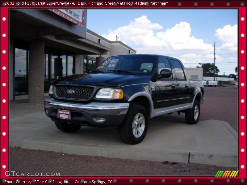 Dark Highland Green Metallic / Medium Parchment 2002 Ford F150 Lariat SuperCrew 4x4