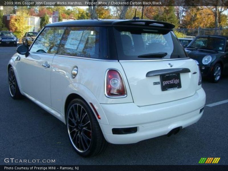 Pepper White / Checkered Carbon Black/Black 2009 Mini Cooper John Cooper Works Hardtop