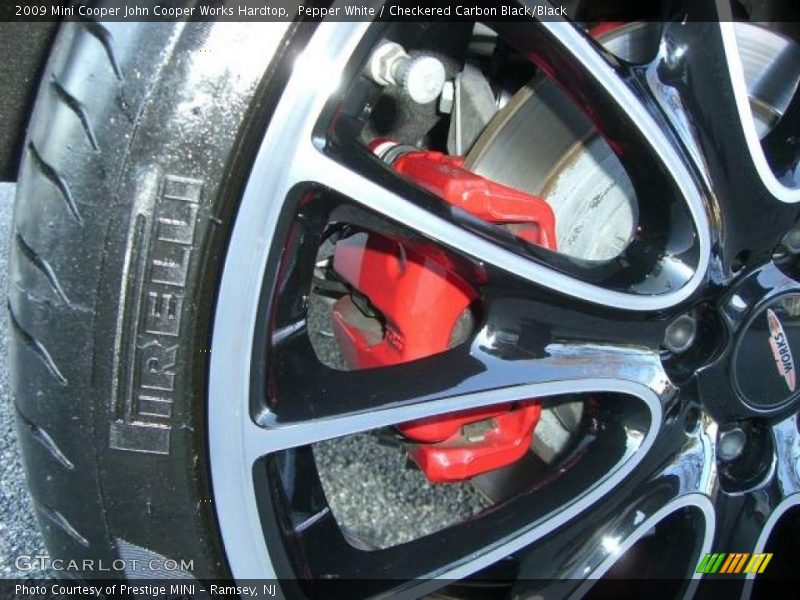 Pepper White / Checkered Carbon Black/Black 2009 Mini Cooper John Cooper Works Hardtop