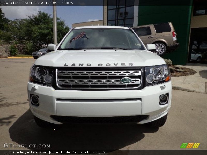 Fuji White / Ebony 2013 Land Rover LR2 2.0