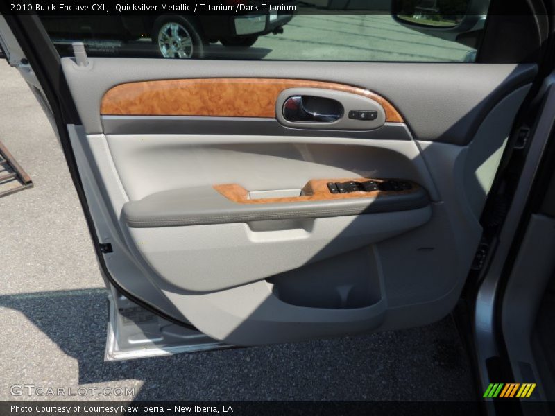 Quicksilver Metallic / Titanium/Dark Titanium 2010 Buick Enclave CXL