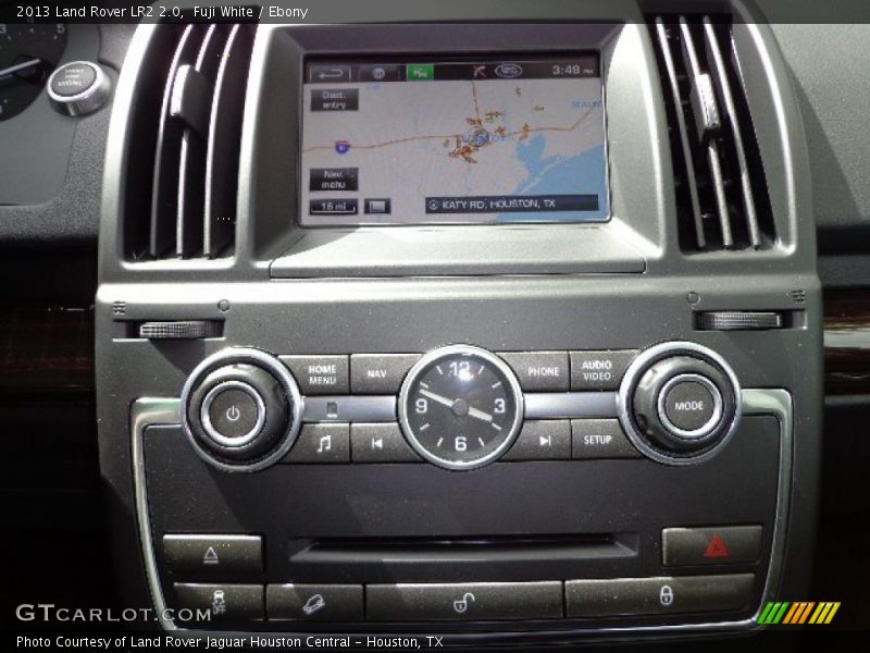 Fuji White / Ebony 2013 Land Rover LR2 2.0