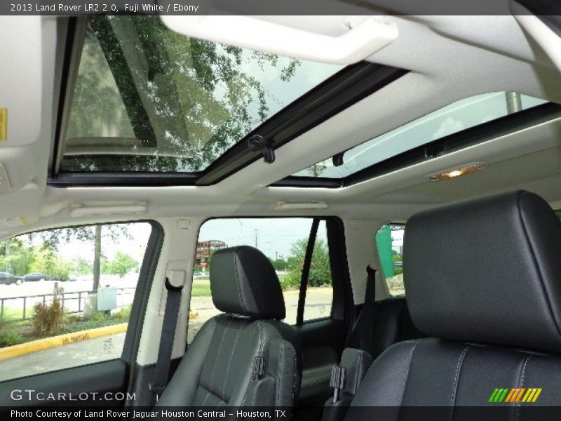 Fuji White / Ebony 2013 Land Rover LR2 2.0