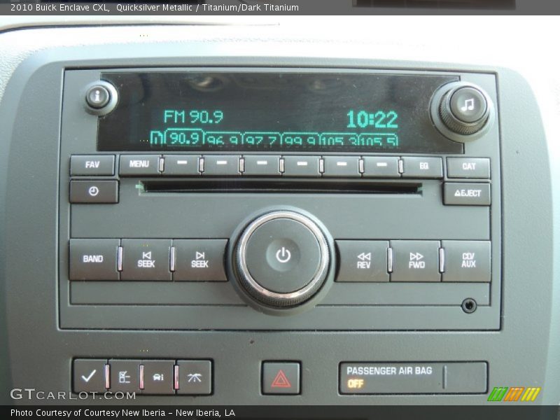 Quicksilver Metallic / Titanium/Dark Titanium 2010 Buick Enclave CXL