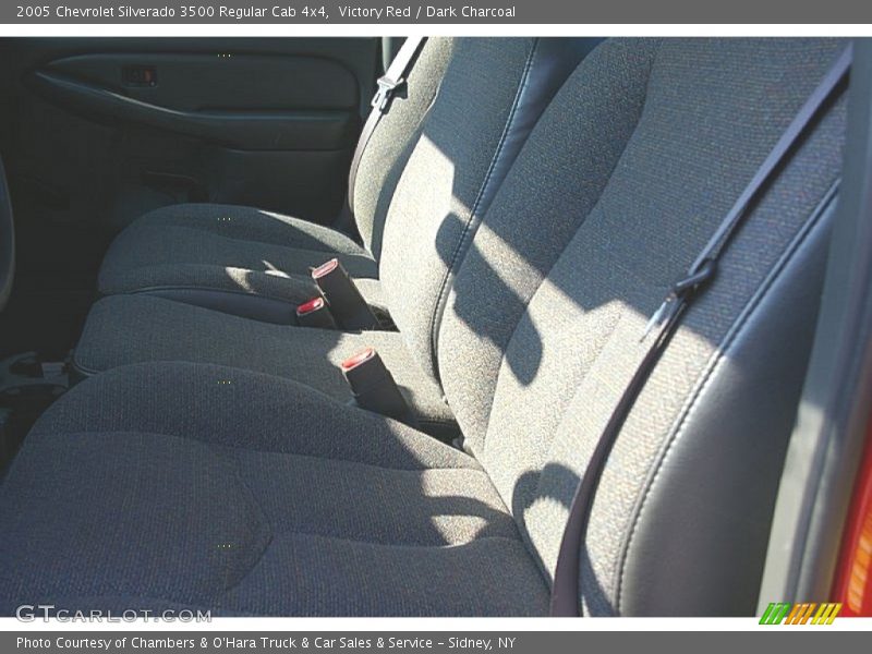 Victory Red / Dark Charcoal 2005 Chevrolet Silverado 3500 Regular Cab 4x4