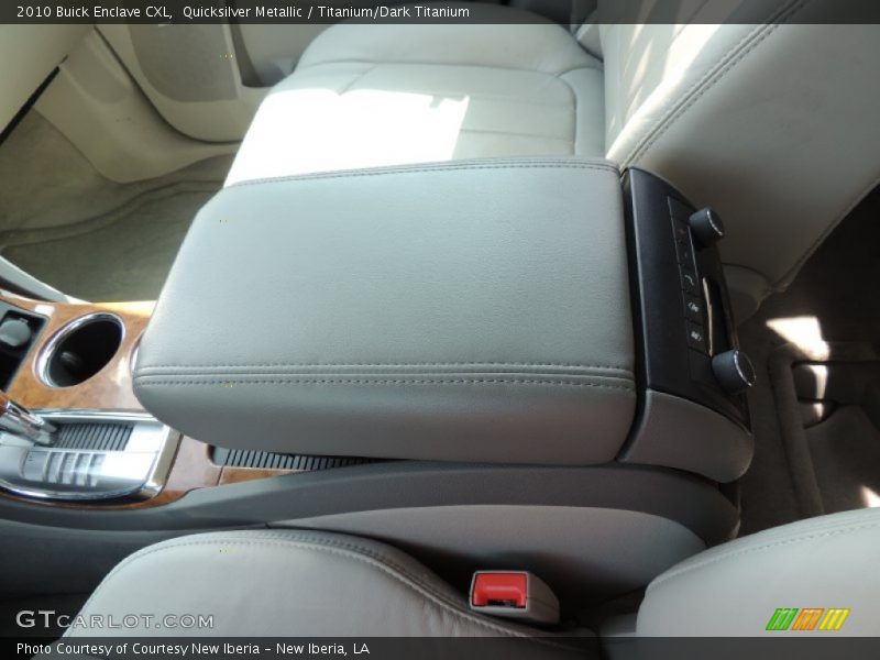 Quicksilver Metallic / Titanium/Dark Titanium 2010 Buick Enclave CXL