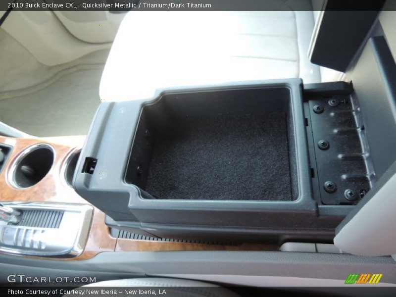 Quicksilver Metallic / Titanium/Dark Titanium 2010 Buick Enclave CXL