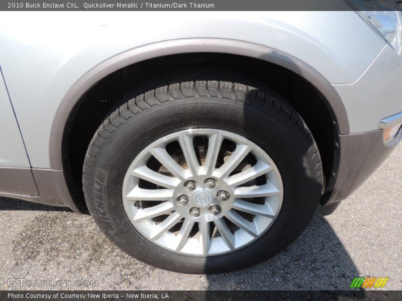 Quicksilver Metallic / Titanium/Dark Titanium 2010 Buick Enclave CXL