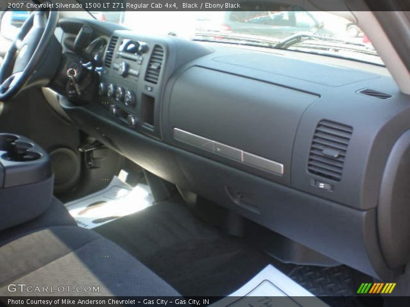 Black / Ebony Black 2007 Chevrolet Silverado 1500 LT Z71 Regular Cab 4x4