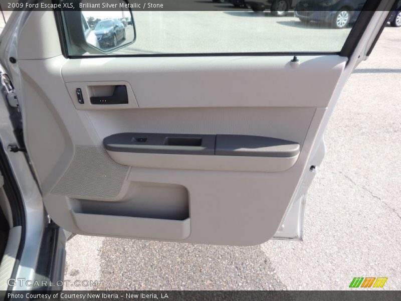 Brilliant Silver Metallic / Stone 2009 Ford Escape XLS