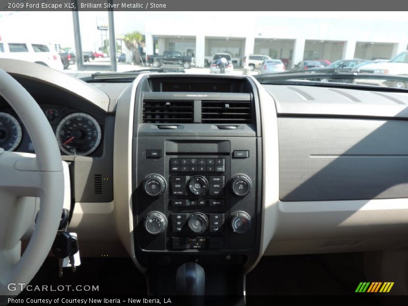 Brilliant Silver Metallic / Stone 2009 Ford Escape XLS