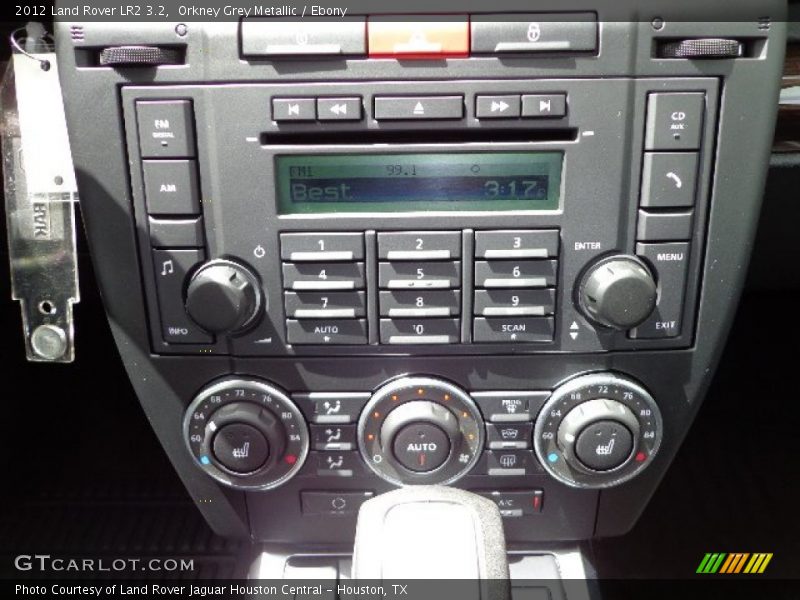 Orkney Grey Metallic / Ebony 2012 Land Rover LR2 3.2