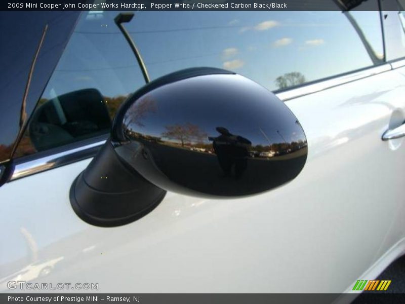 Pepper White / Checkered Carbon Black/Black 2009 Mini Cooper John Cooper Works Hardtop