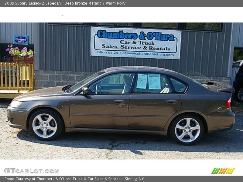 Deep Bronze Metallic / Warm Ivory 2009 Subaru Legacy 2.5i Sedan