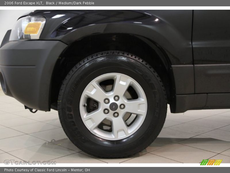 Black / Medium/Dark Pebble 2006 Ford Escape XLT