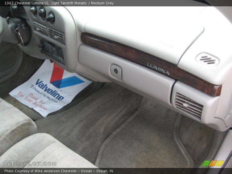 Light Sandrift Metallic / Medium Grey 1997 Chevrolet Lumina LS