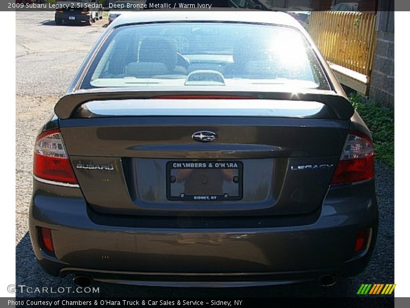 Deep Bronze Metallic / Warm Ivory 2009 Subaru Legacy 2.5i Sedan