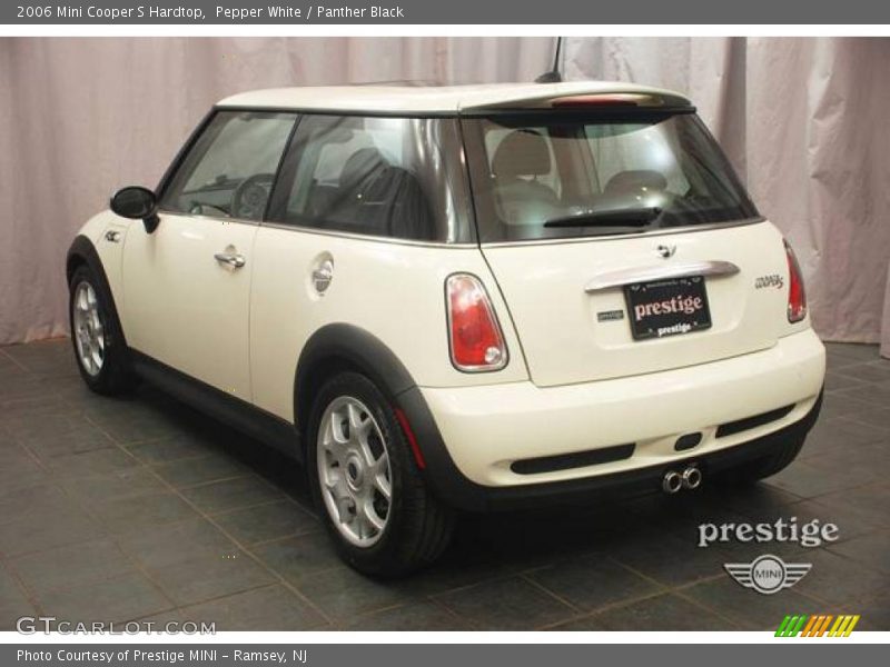 Pepper White / Panther Black 2006 Mini Cooper S Hardtop