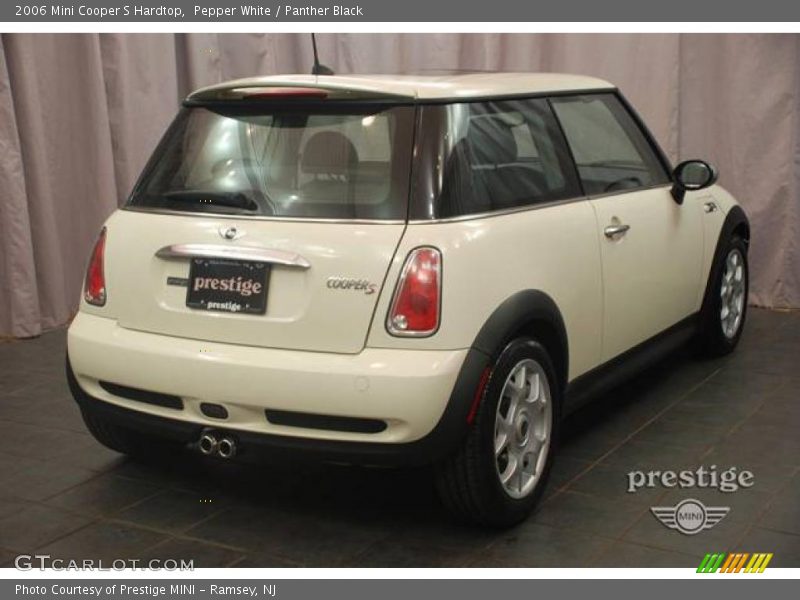 Pepper White / Panther Black 2006 Mini Cooper S Hardtop