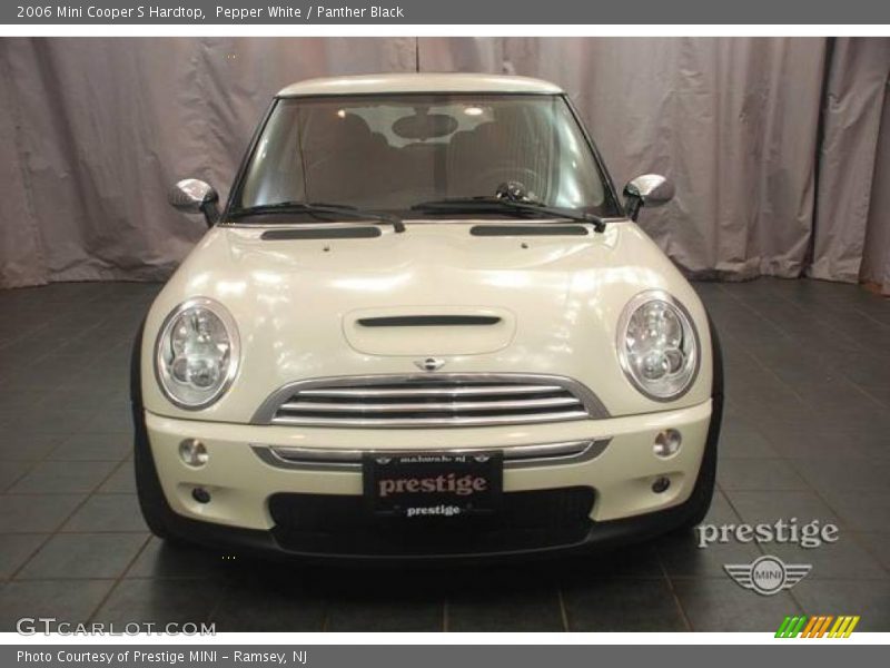 Pepper White / Panther Black 2006 Mini Cooper S Hardtop