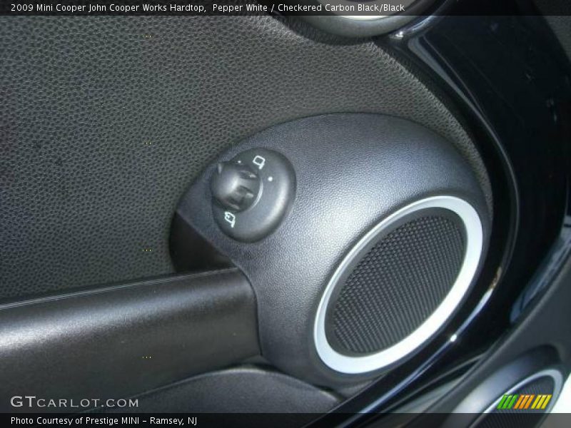 Pepper White / Checkered Carbon Black/Black 2009 Mini Cooper John Cooper Works Hardtop