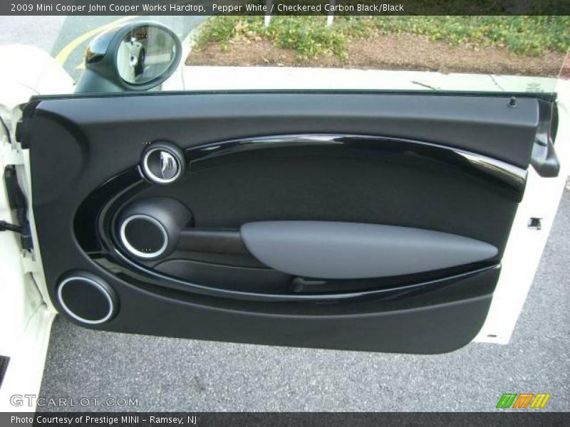 Pepper White / Checkered Carbon Black/Black 2009 Mini Cooper John Cooper Works Hardtop