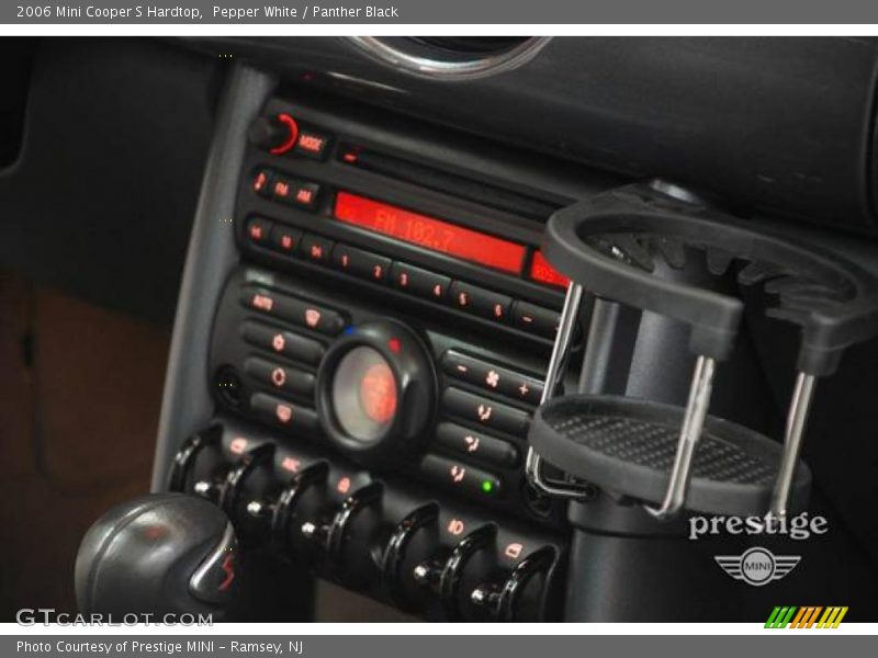 Pepper White / Panther Black 2006 Mini Cooper S Hardtop