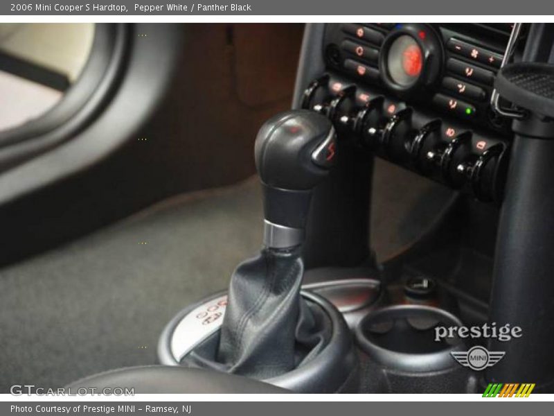 Pepper White / Panther Black 2006 Mini Cooper S Hardtop