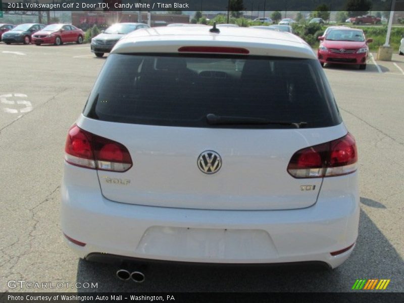 Candy White / Titan Black 2011 Volkswagen Golf 2 Door TDI