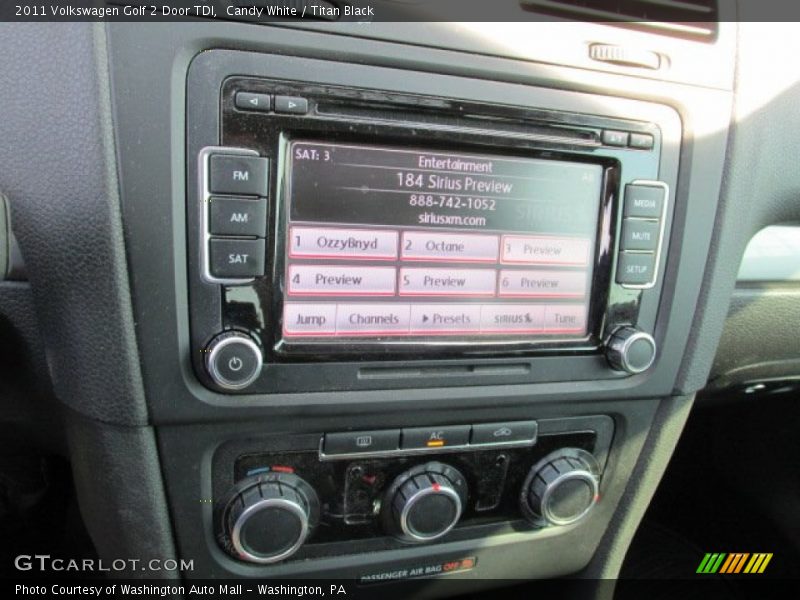 Candy White / Titan Black 2011 Volkswagen Golf 2 Door TDI