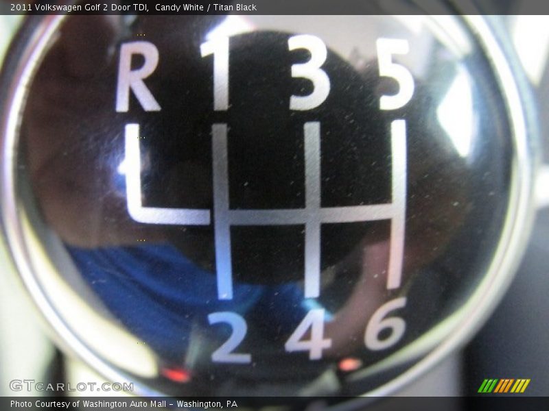 Candy White / Titan Black 2011 Volkswagen Golf 2 Door TDI
