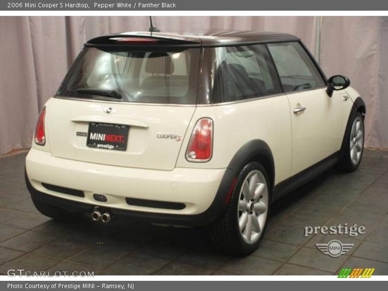 Pepper White / Panther Black 2006 Mini Cooper S Hardtop