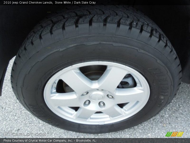 Stone White / Dark Slate Gray 2010 Jeep Grand Cherokee Laredo