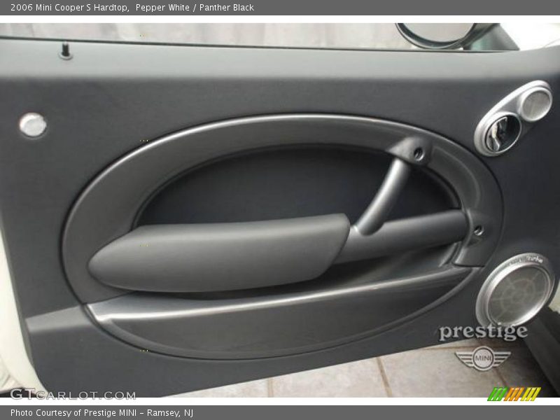 Pepper White / Panther Black 2006 Mini Cooper S Hardtop