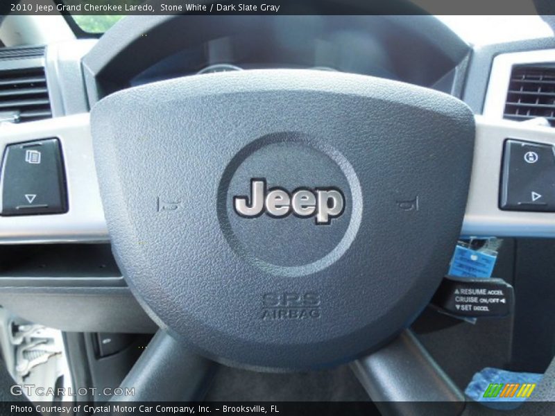Stone White / Dark Slate Gray 2010 Jeep Grand Cherokee Laredo