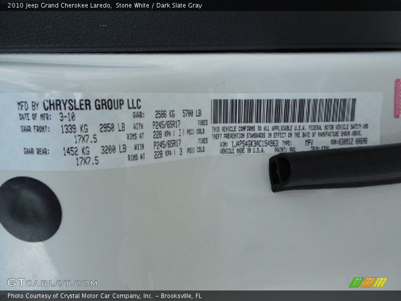 Stone White / Dark Slate Gray 2010 Jeep Grand Cherokee Laredo