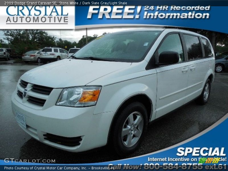 Stone White / Dark Slate Gray/Light Shale 2009 Dodge Grand Caravan SE