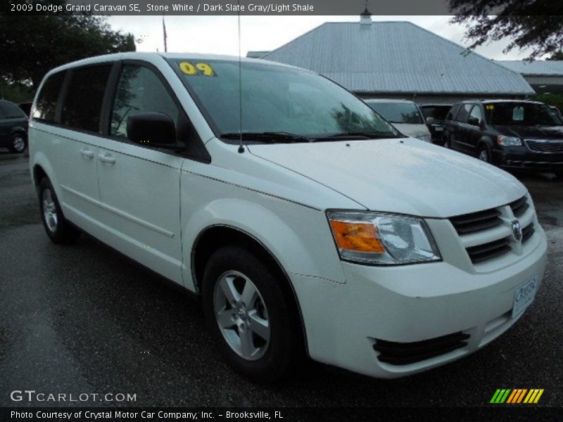 Stone White / Dark Slate Gray/Light Shale 2009 Dodge Grand Caravan SE