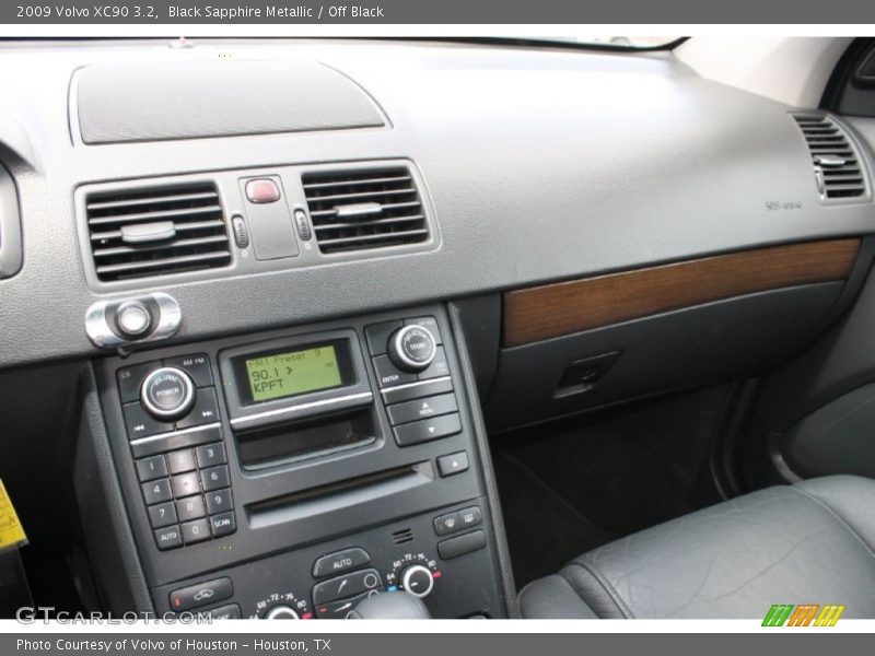 Black Sapphire Metallic / Off Black 2009 Volvo XC90 3.2