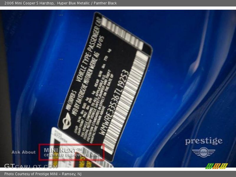 Hyper Blue Metallic / Panther Black 2006 Mini Cooper S Hardtop