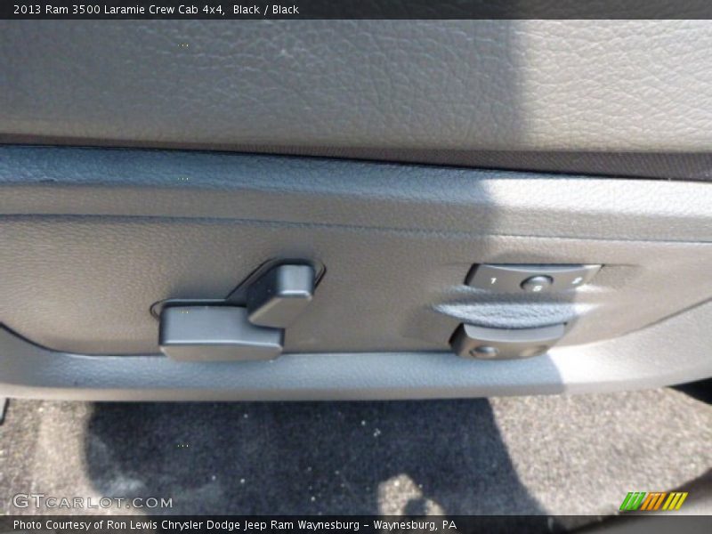 Black / Black 2013 Ram 3500 Laramie Crew Cab 4x4