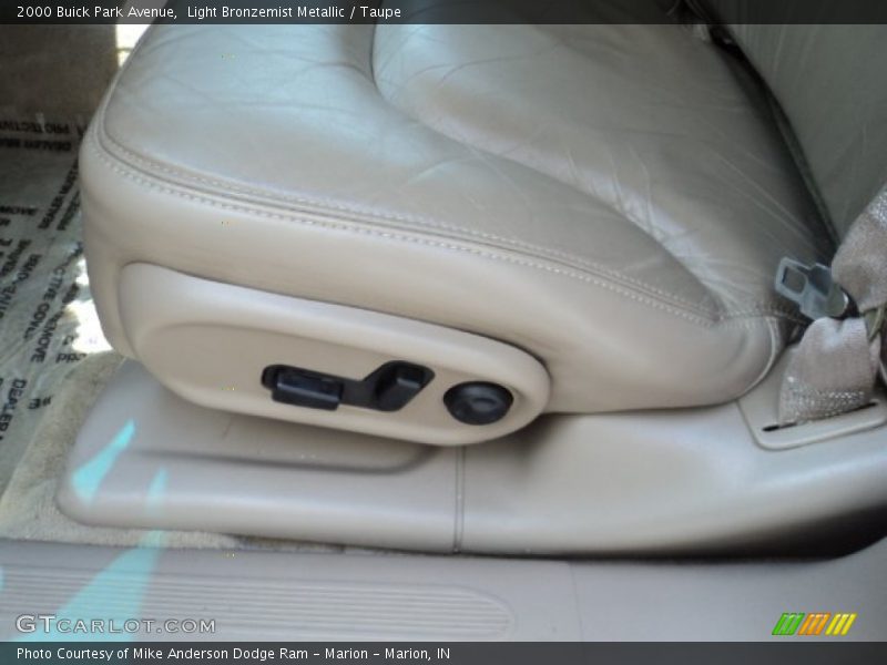 Light Bronzemist Metallic / Taupe 2000 Buick Park Avenue
