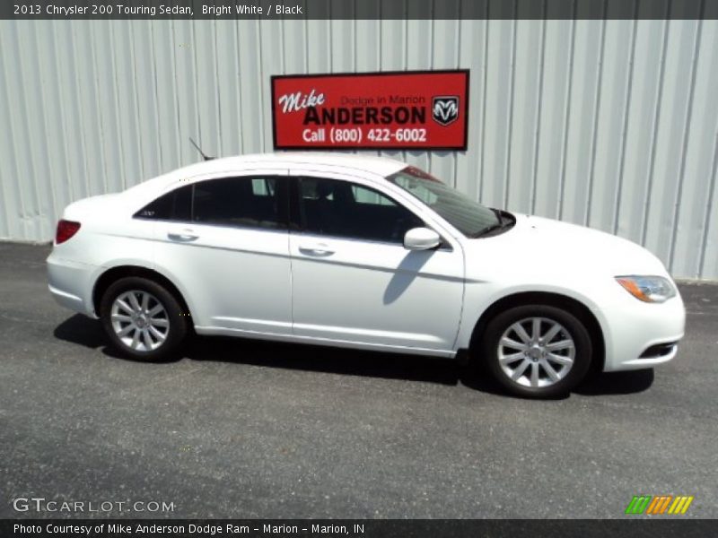 Bright White / Black 2013 Chrysler 200 Touring Sedan
