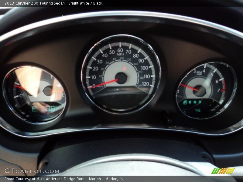 Bright White / Black 2013 Chrysler 200 Touring Sedan