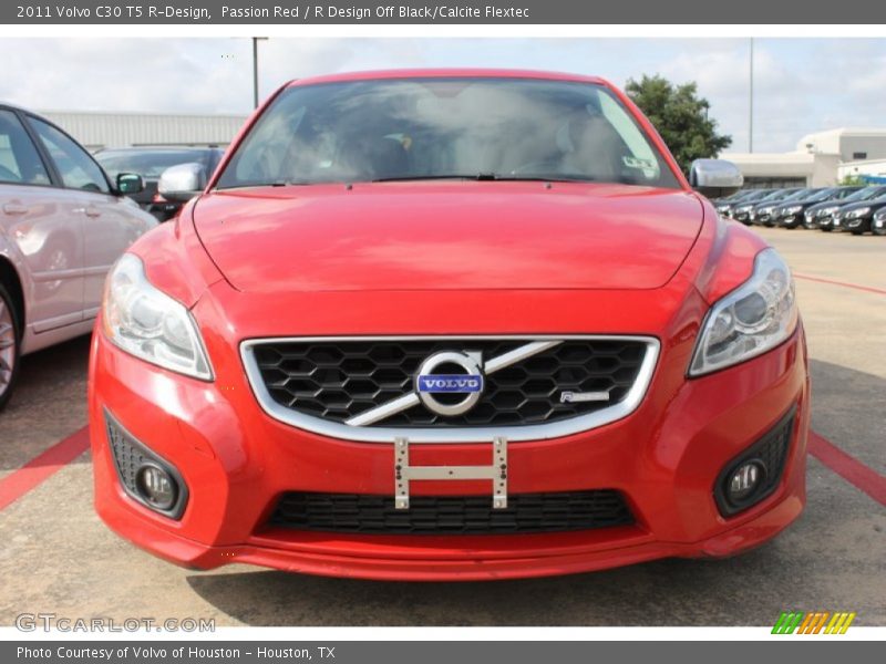 Passion Red / R Design Off Black/Calcite Flextec 2011 Volvo C30 T5 R-Design