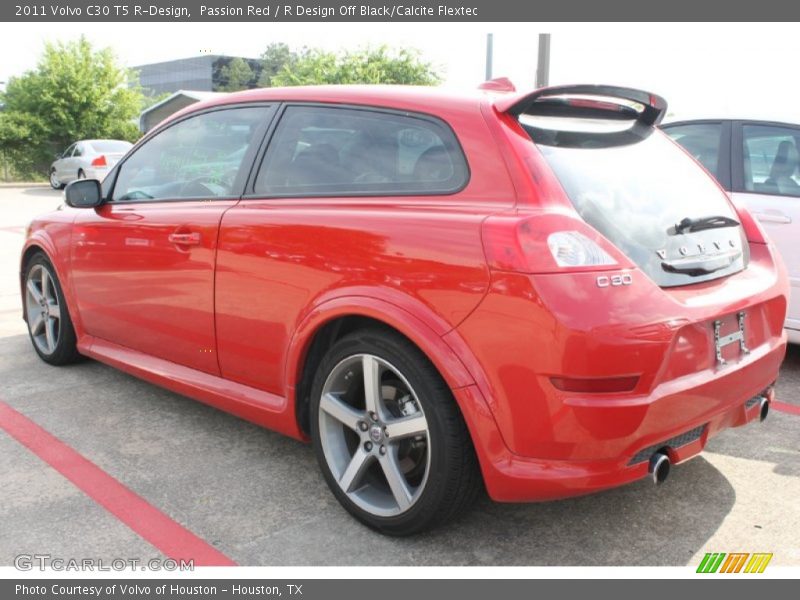 Passion Red / R Design Off Black/Calcite Flextec 2011 Volvo C30 T5 R-Design