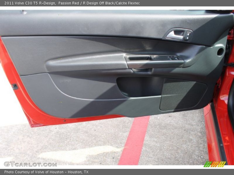 Passion Red / R Design Off Black/Calcite Flextec 2011 Volvo C30 T5 R-Design