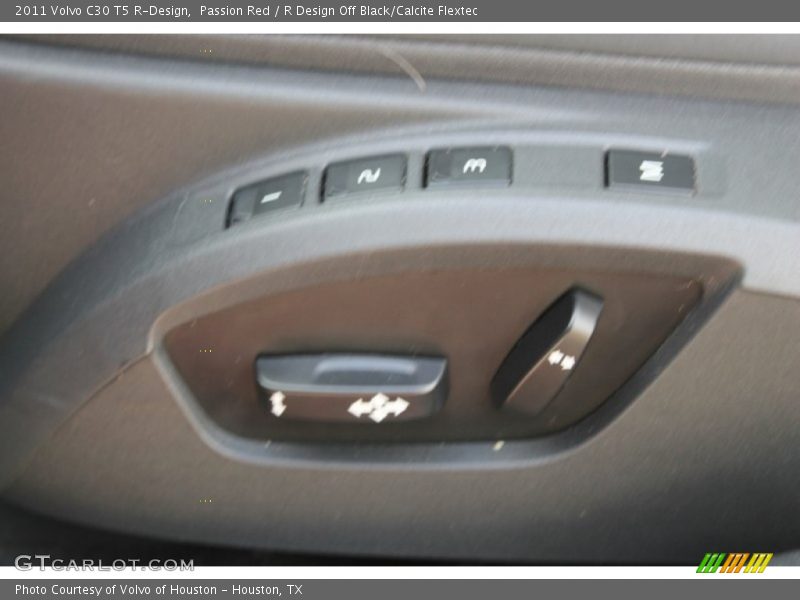 Passion Red / R Design Off Black/Calcite Flextec 2011 Volvo C30 T5 R-Design